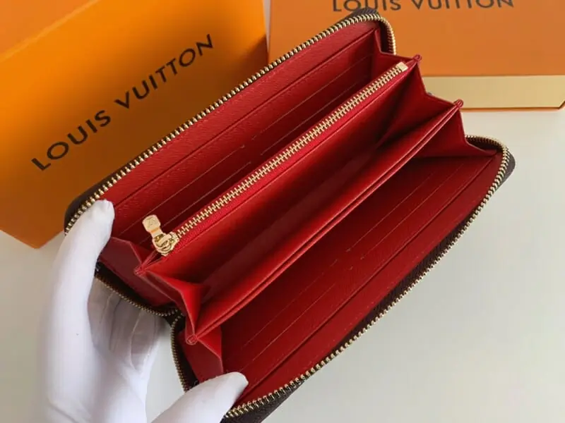 louis vuitton lv portefeuille s in red pour femme s_a5b5213